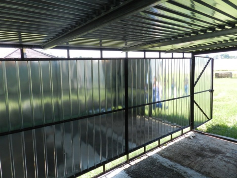 Plechová montovaná garáž 3×5 - pozinkovaná