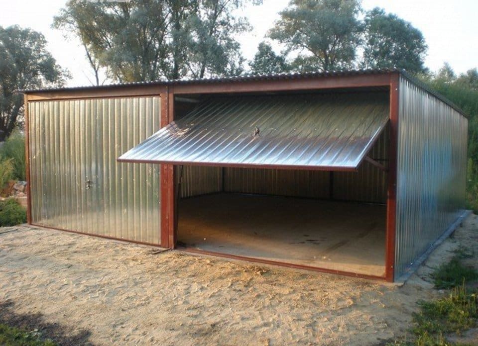 Plechová montovaná garáž 6×5 - pozinkovaná