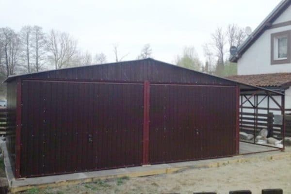 Plechová montovaná garáž 6×5 - hnědá