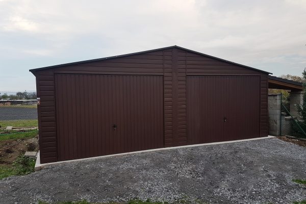 Plechová montovaná garáž 7×5,5m - tmavě hnědá matná