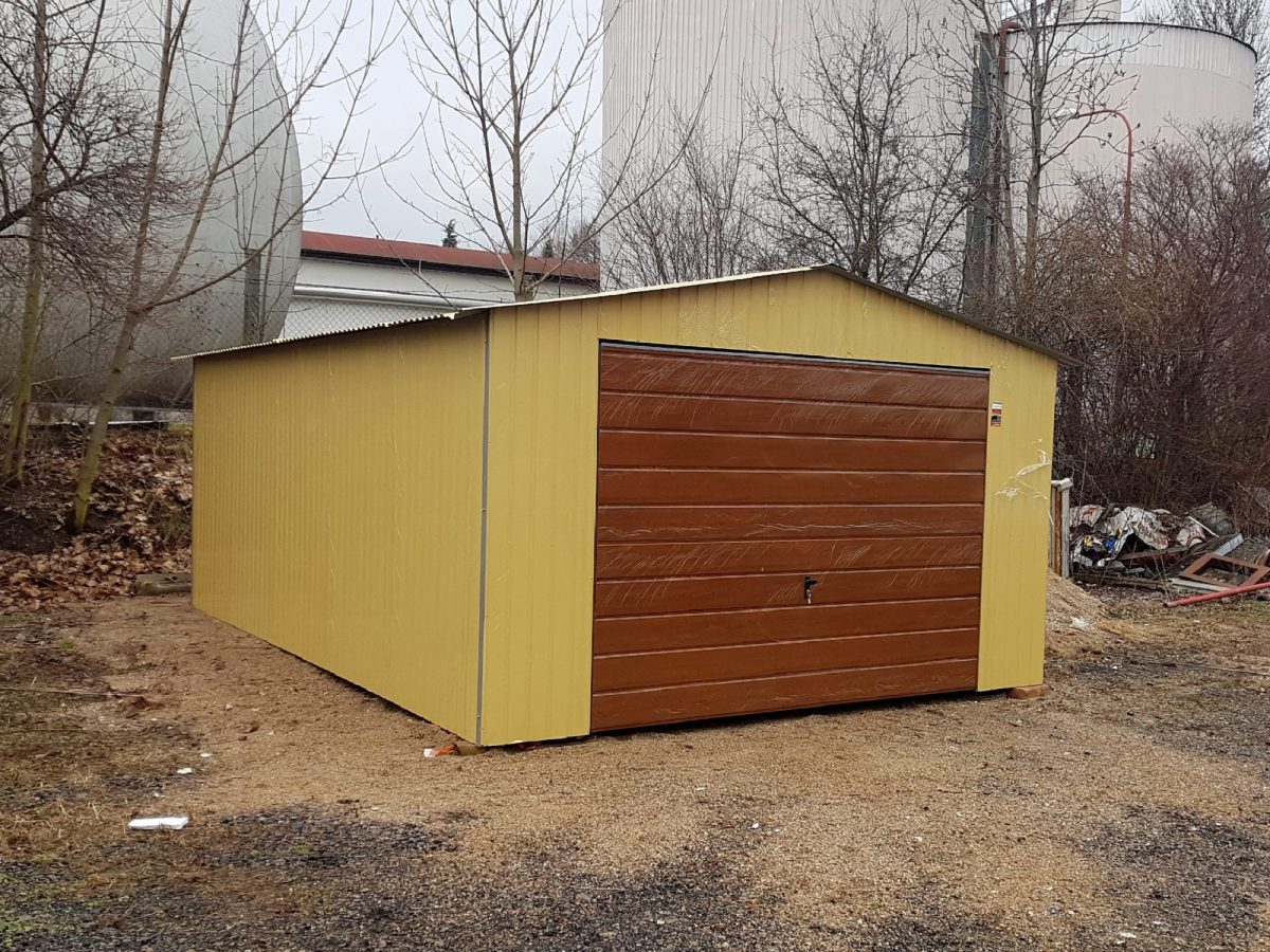 Plechová garáž 4x6 - písková/ zlatý dub